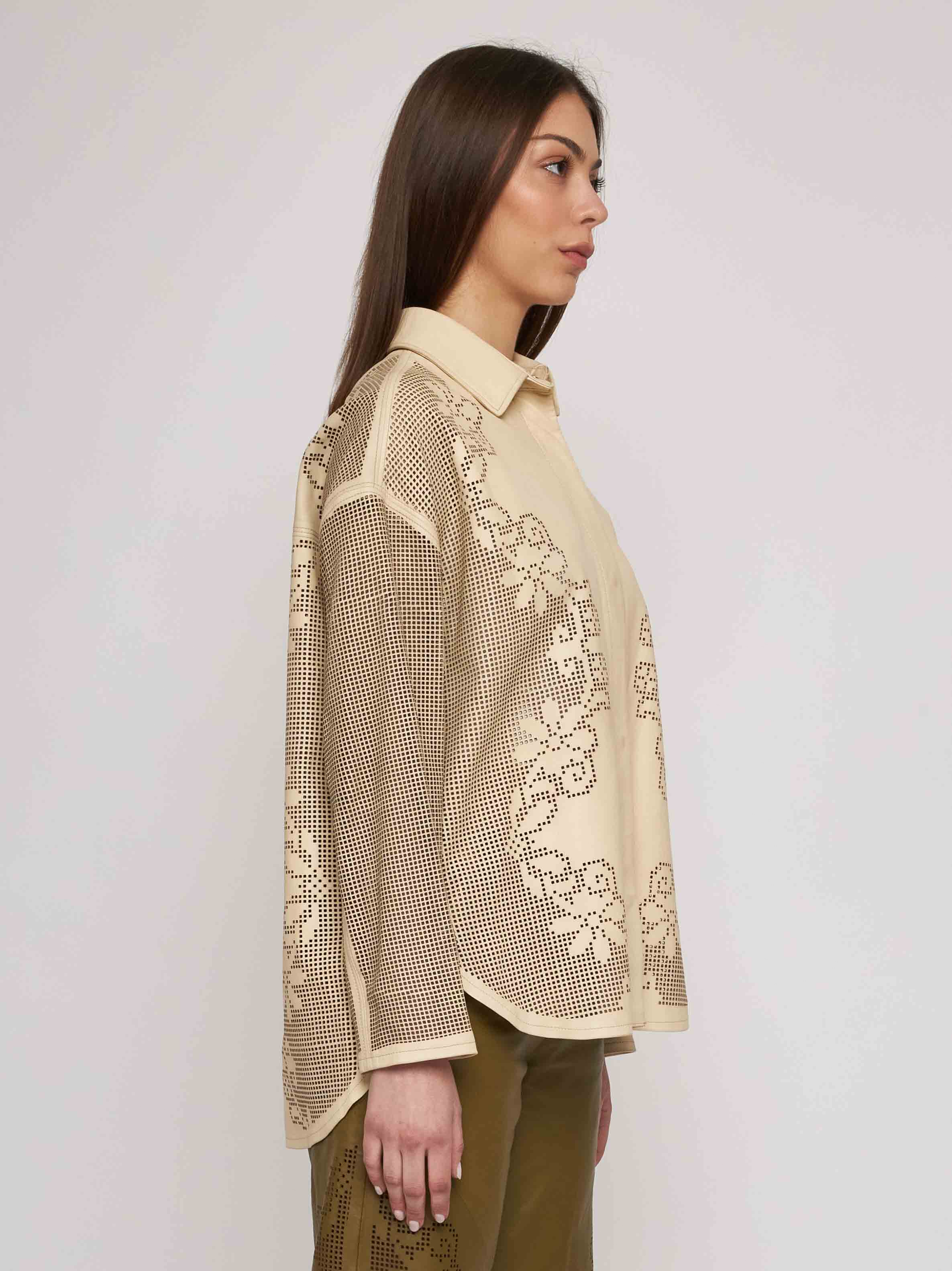 Laser cut nappa shirt 33CM06-10101/11