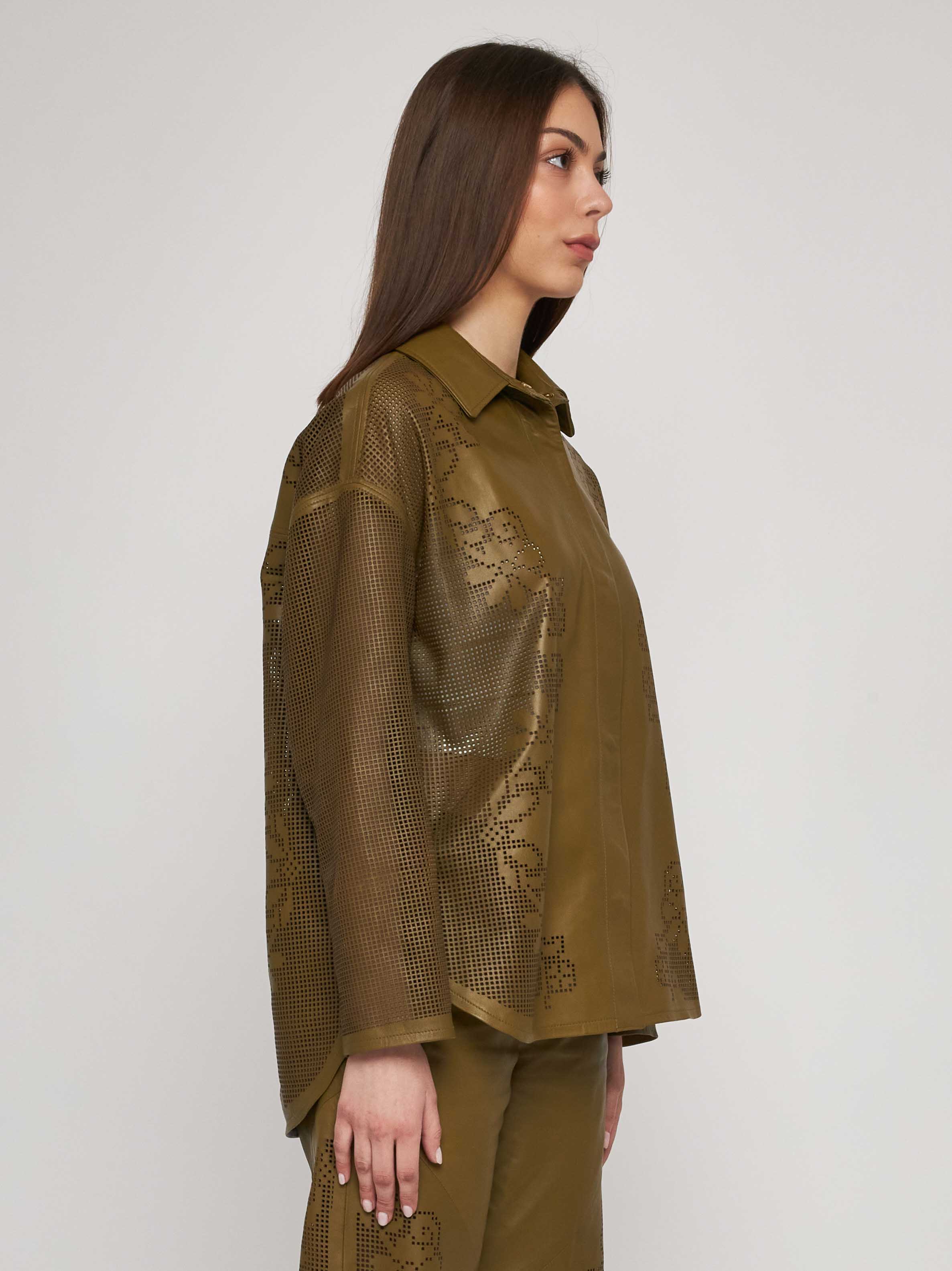 Laser cut nappa shirt 33CM06-10101/11