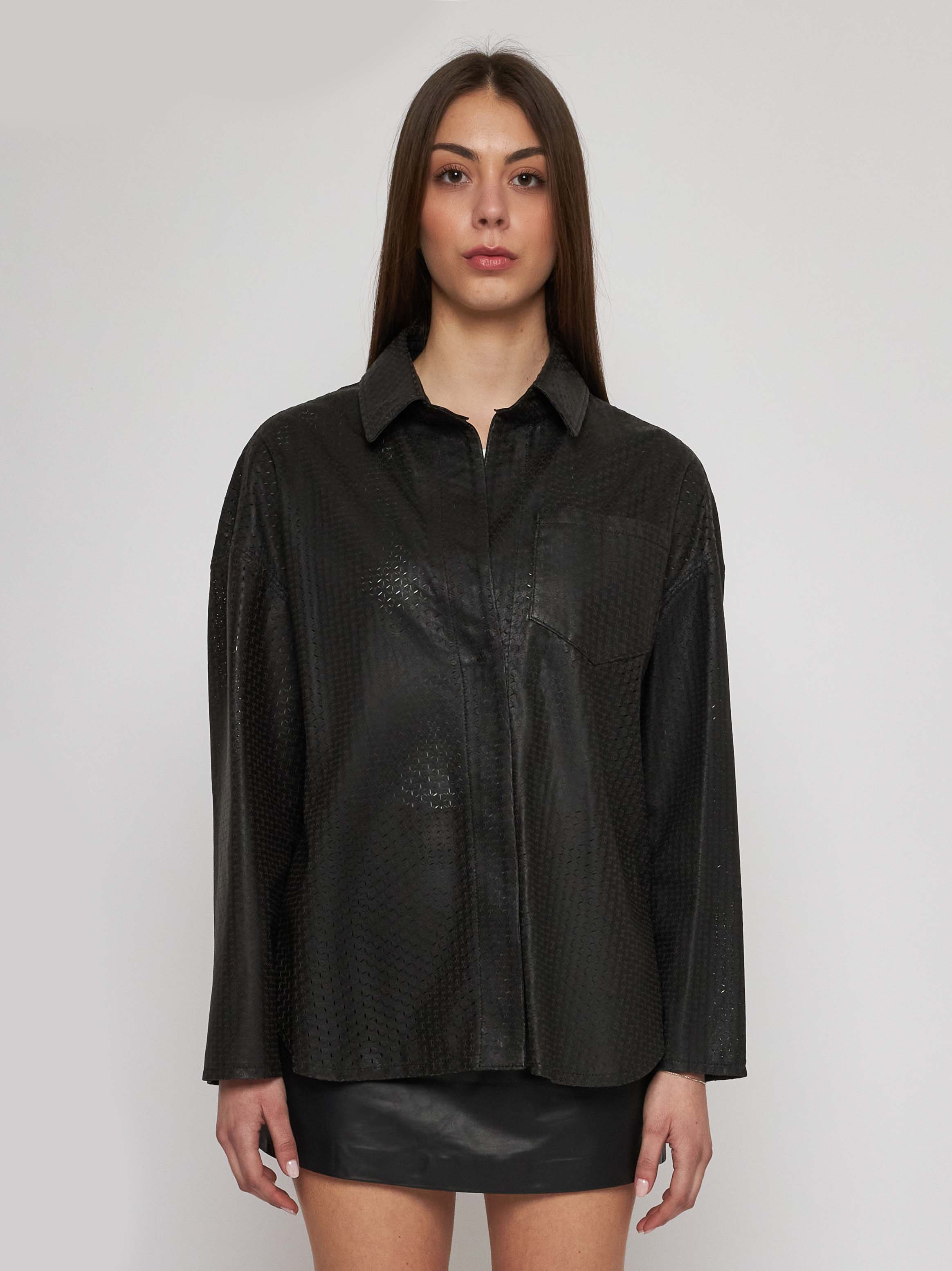 All laser-cut nappa shirt 33CM17/10101/12