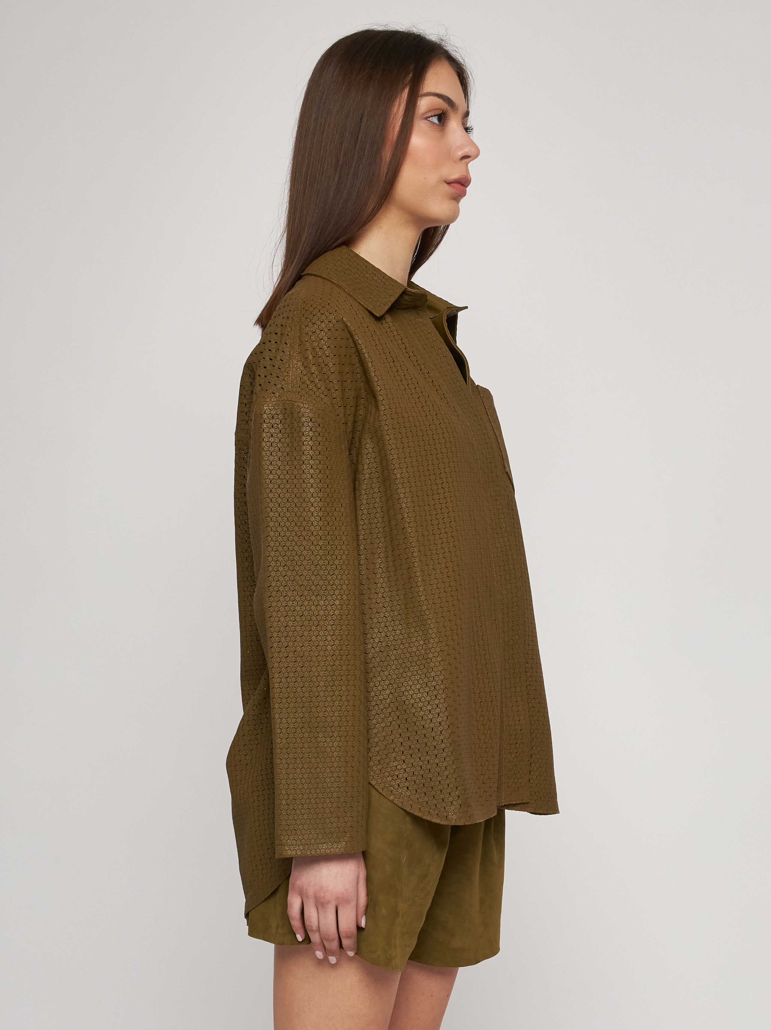 All laser-cut nappa shirt 33CM17/10101/12