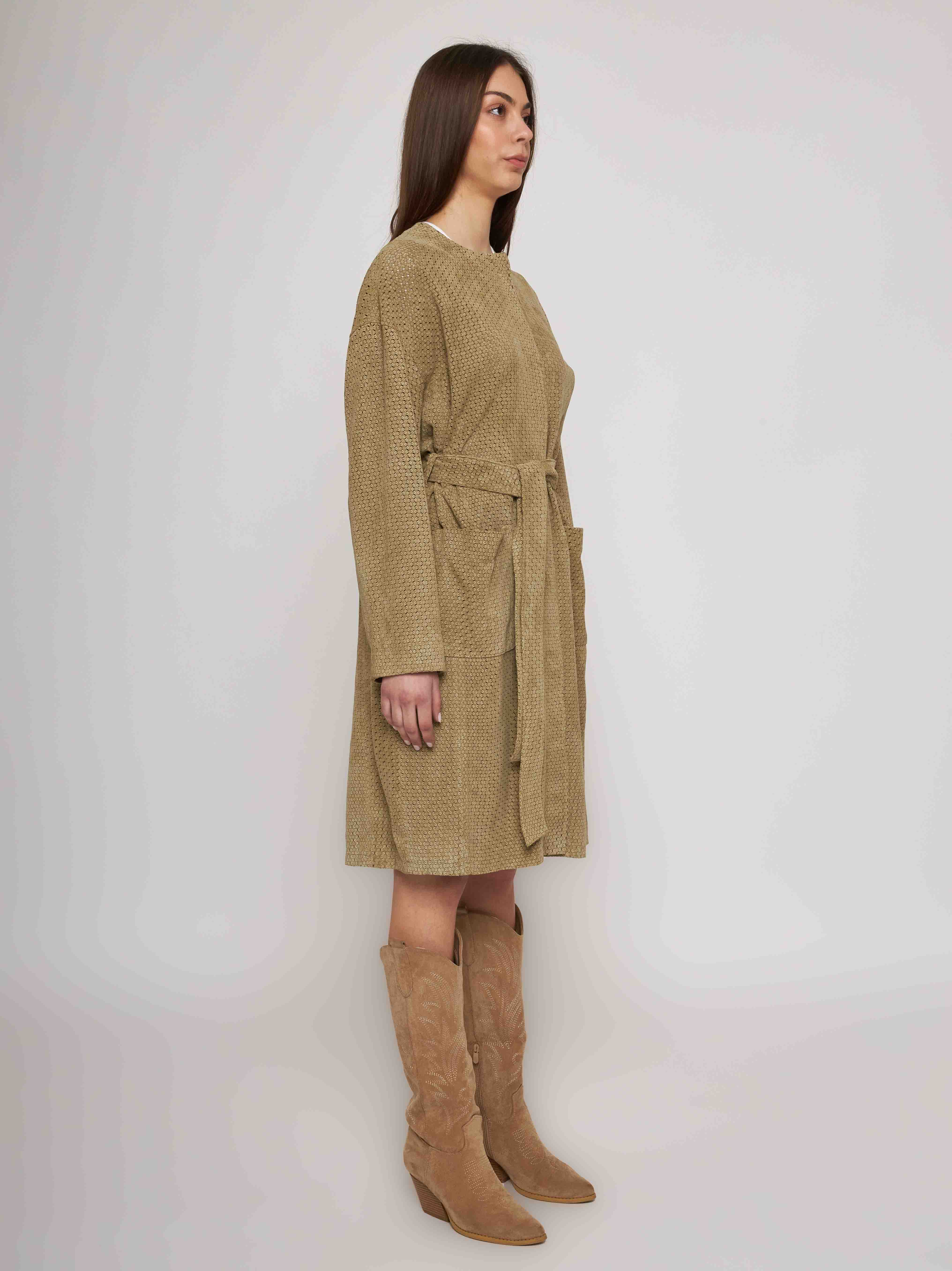 Coat in soft lasered suede 33CP16-10201/12