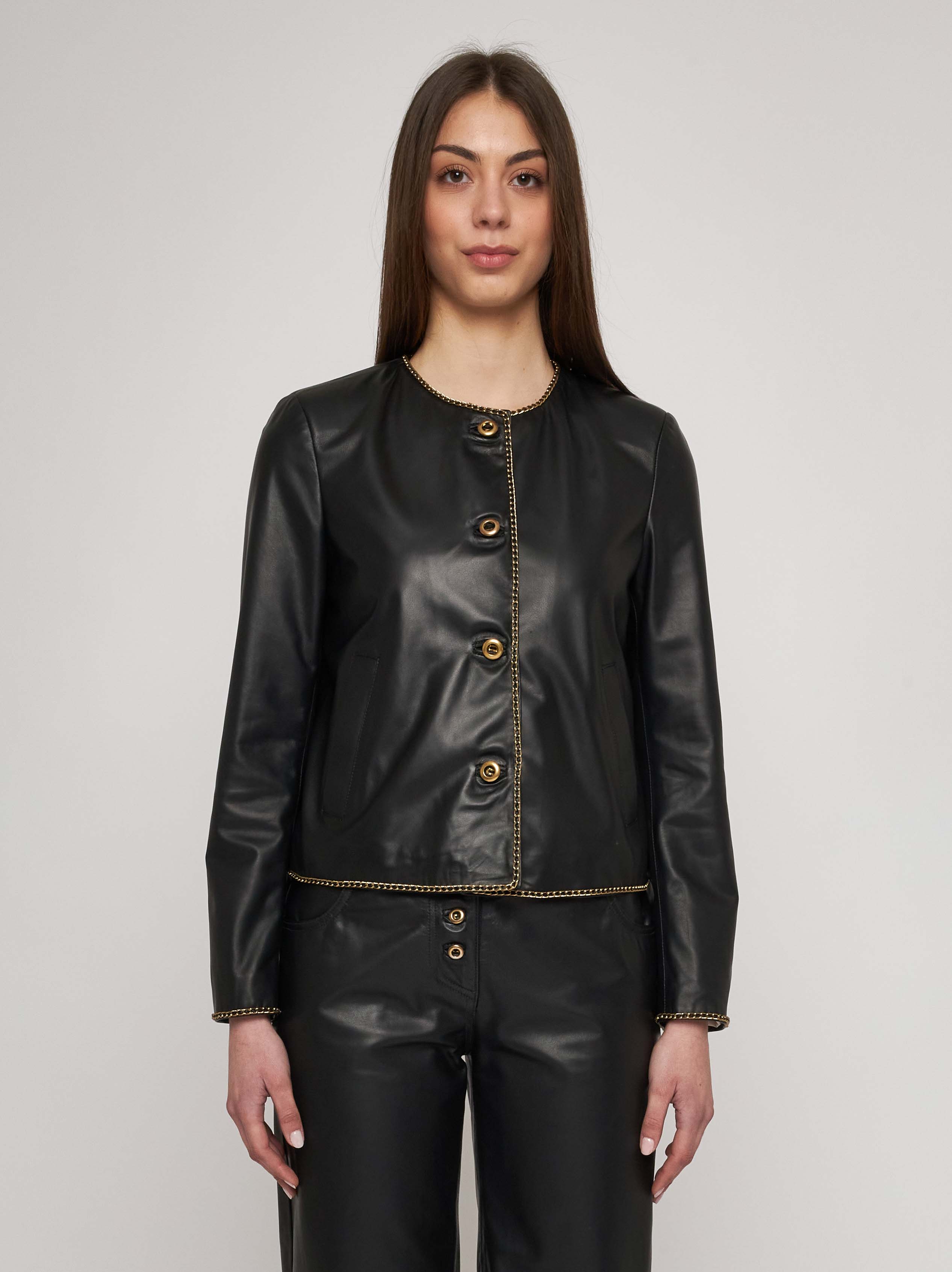 Giacca in morbida nappa con catene in oro antico 33GB13 -10101