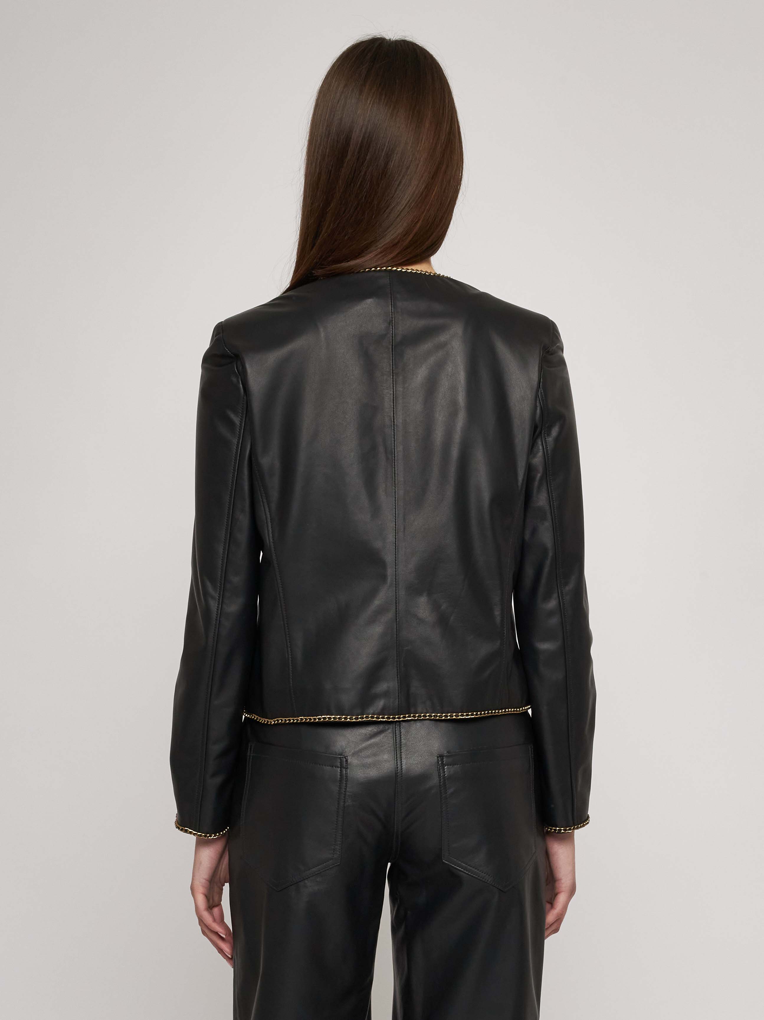 Giacca in morbida nappa con catene in oro antico 33GB13 -10101