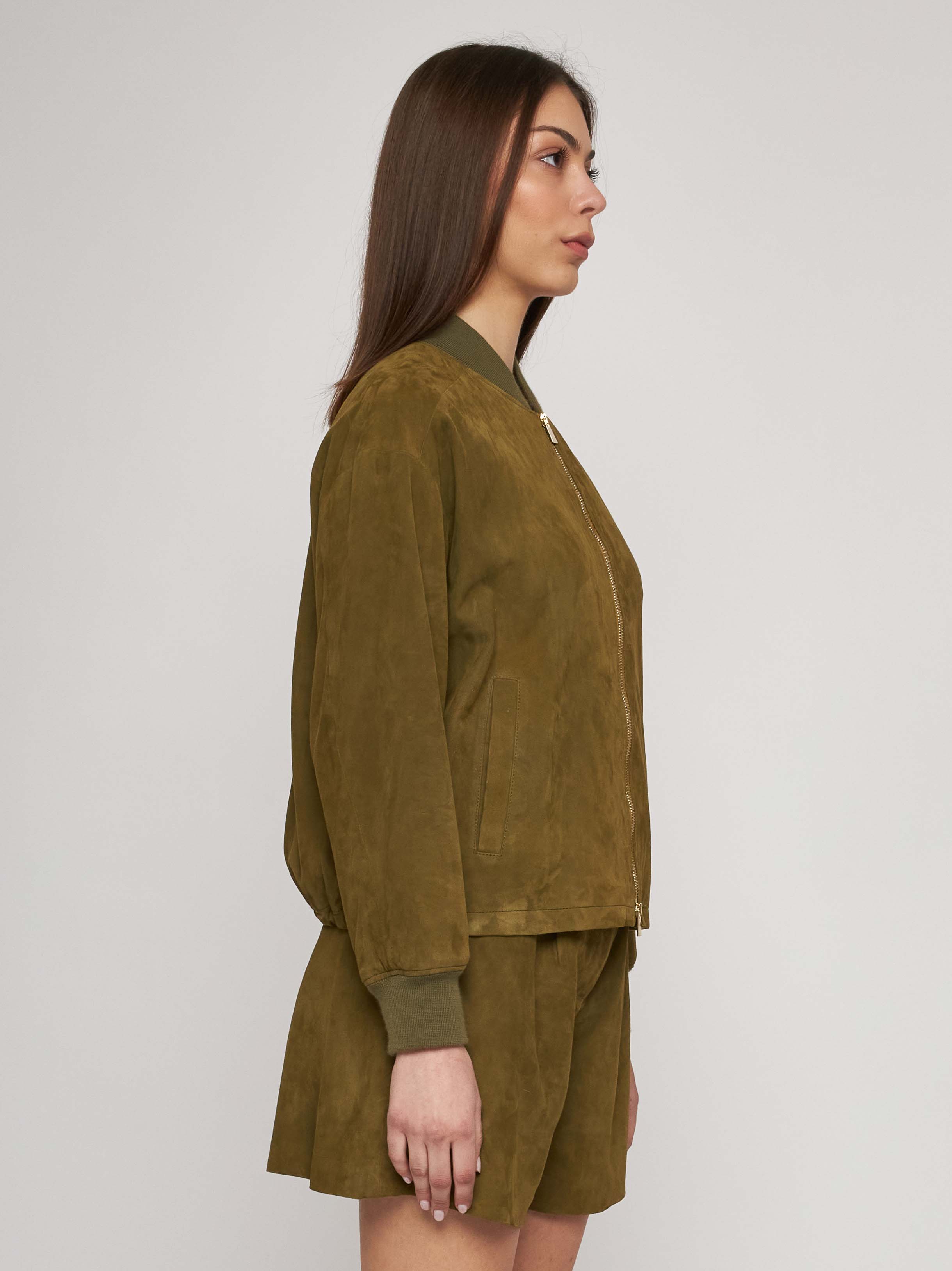 Giubbino in camoscio 363GB21-10201