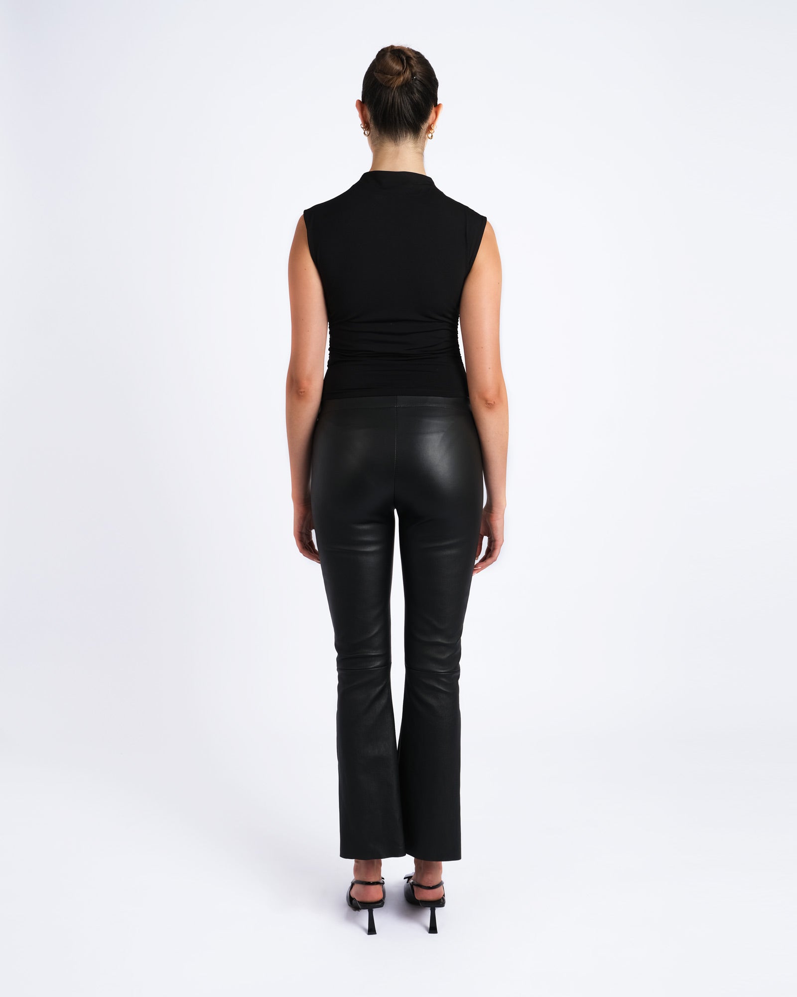 Stretch nappa trousers