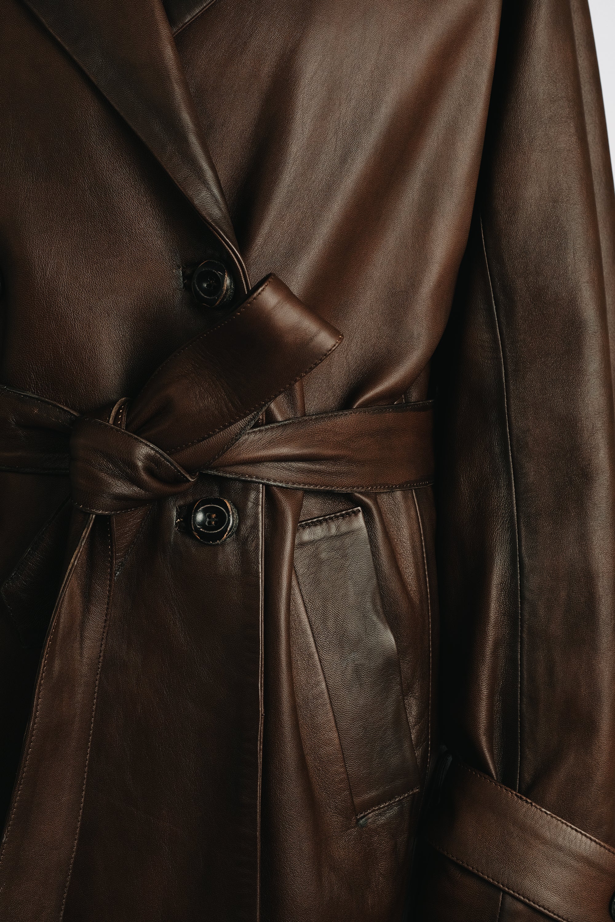 Double breasted nappa coat