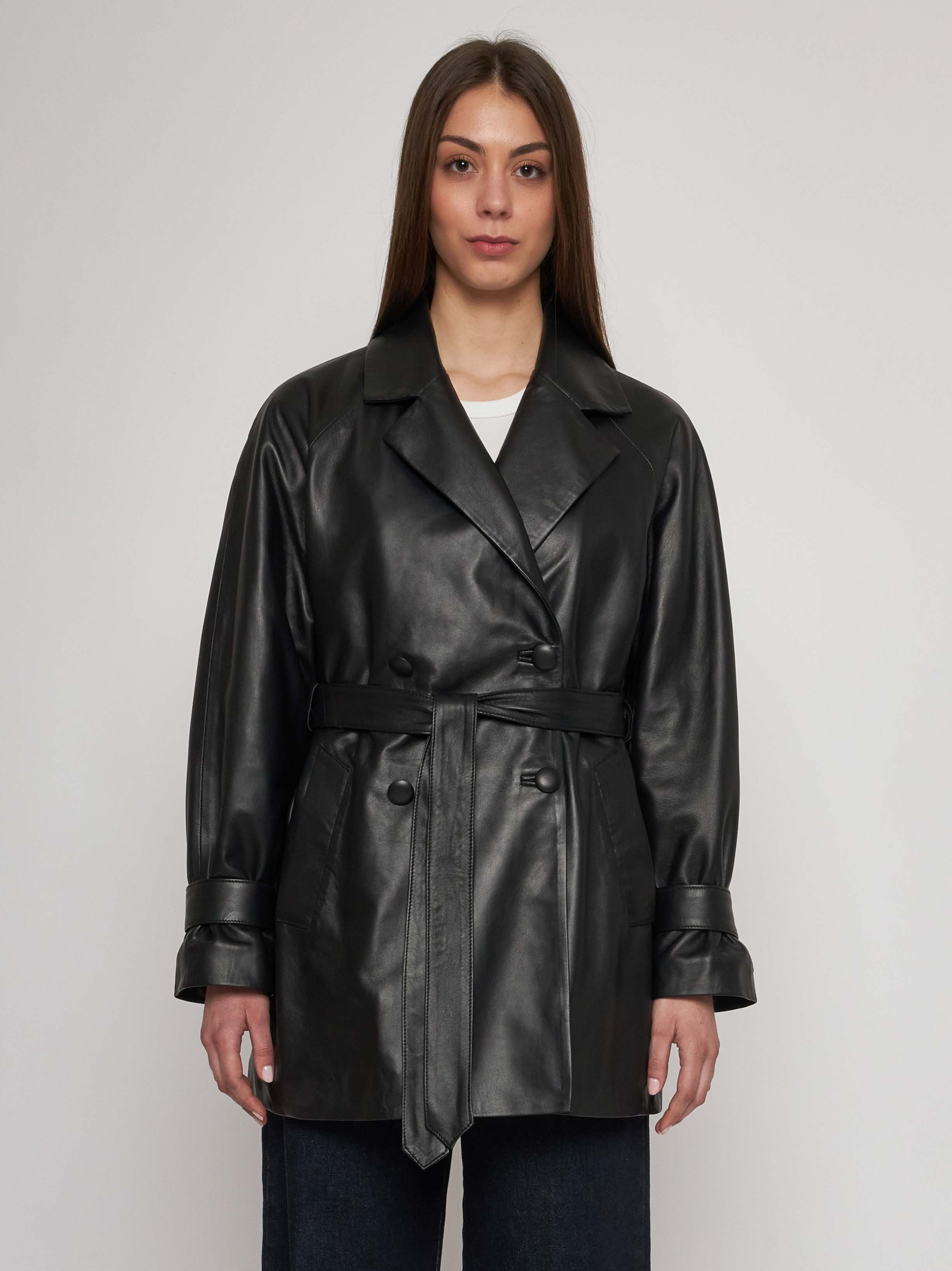 Trench coat in soft nappa 23CP09-10101