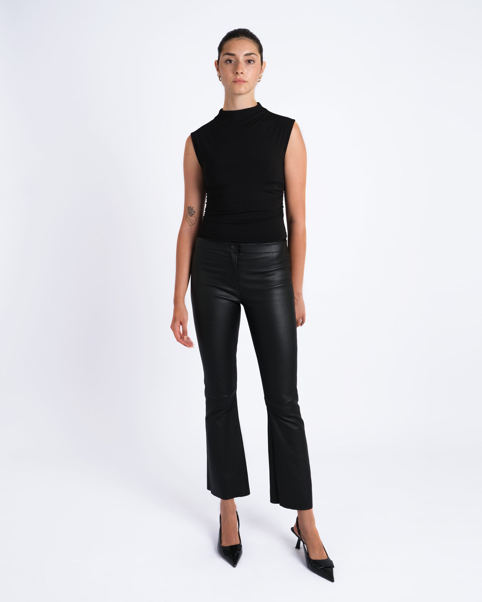 Stretch nappa trousers