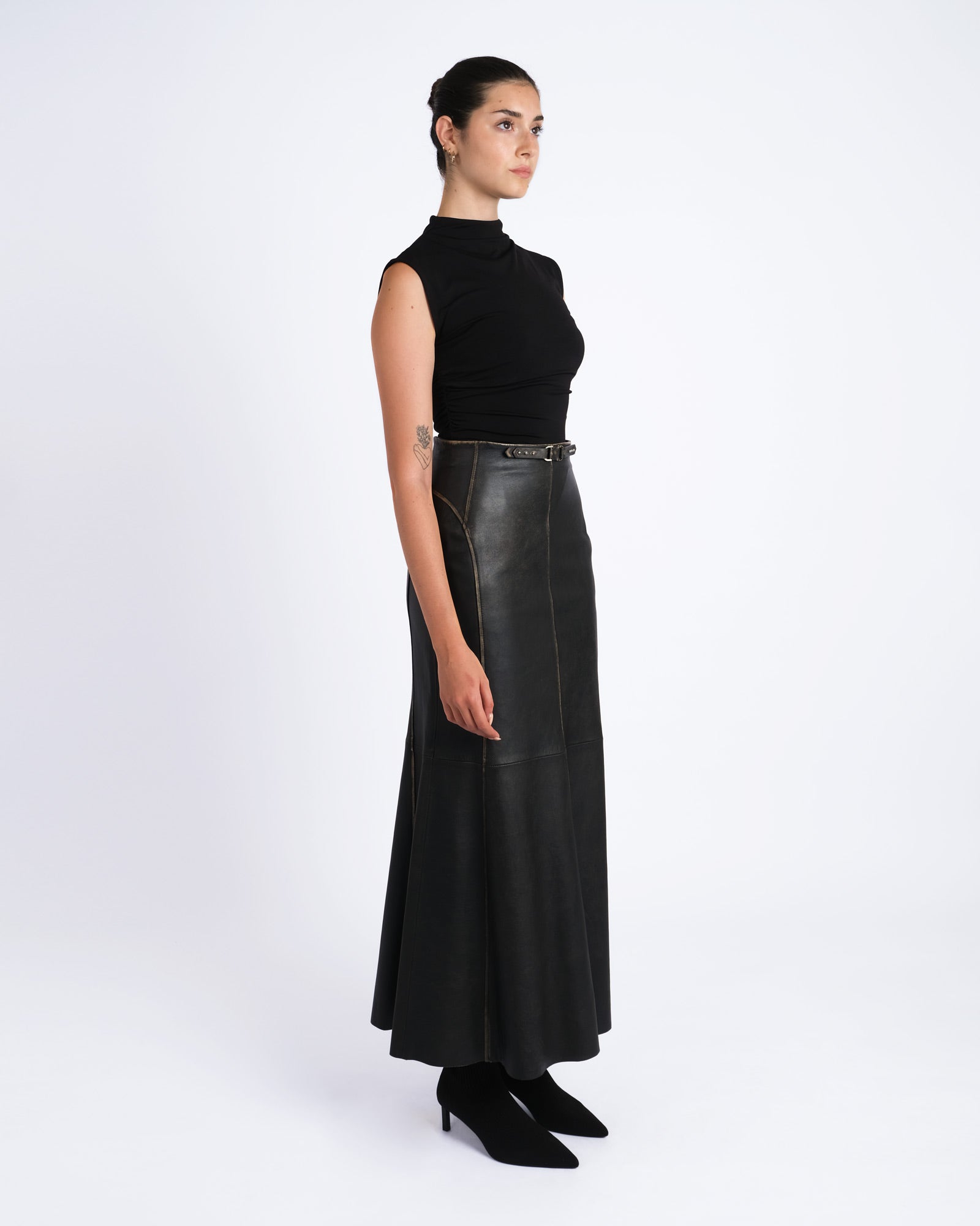 Long skirt in antique nappa